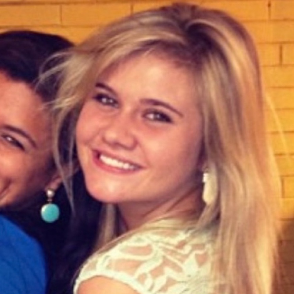 Meet your Posher, Alyssa